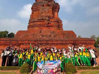 Kegiatan Study Budaya ke Situs Budaya Trowulan