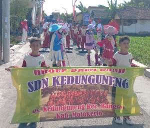 Regu Drumband SDN Kedunguneng Ikut Memeriahkan Acara Kedunguneng Carnival